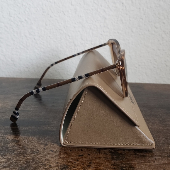 Burberry Cat Eye Nova Check Frame Sunglasses - Picture 4 of 11